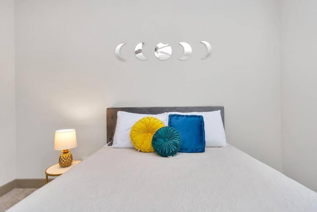 U1 Penthouse With Car Dwntown 1br 1bth Daire Houston